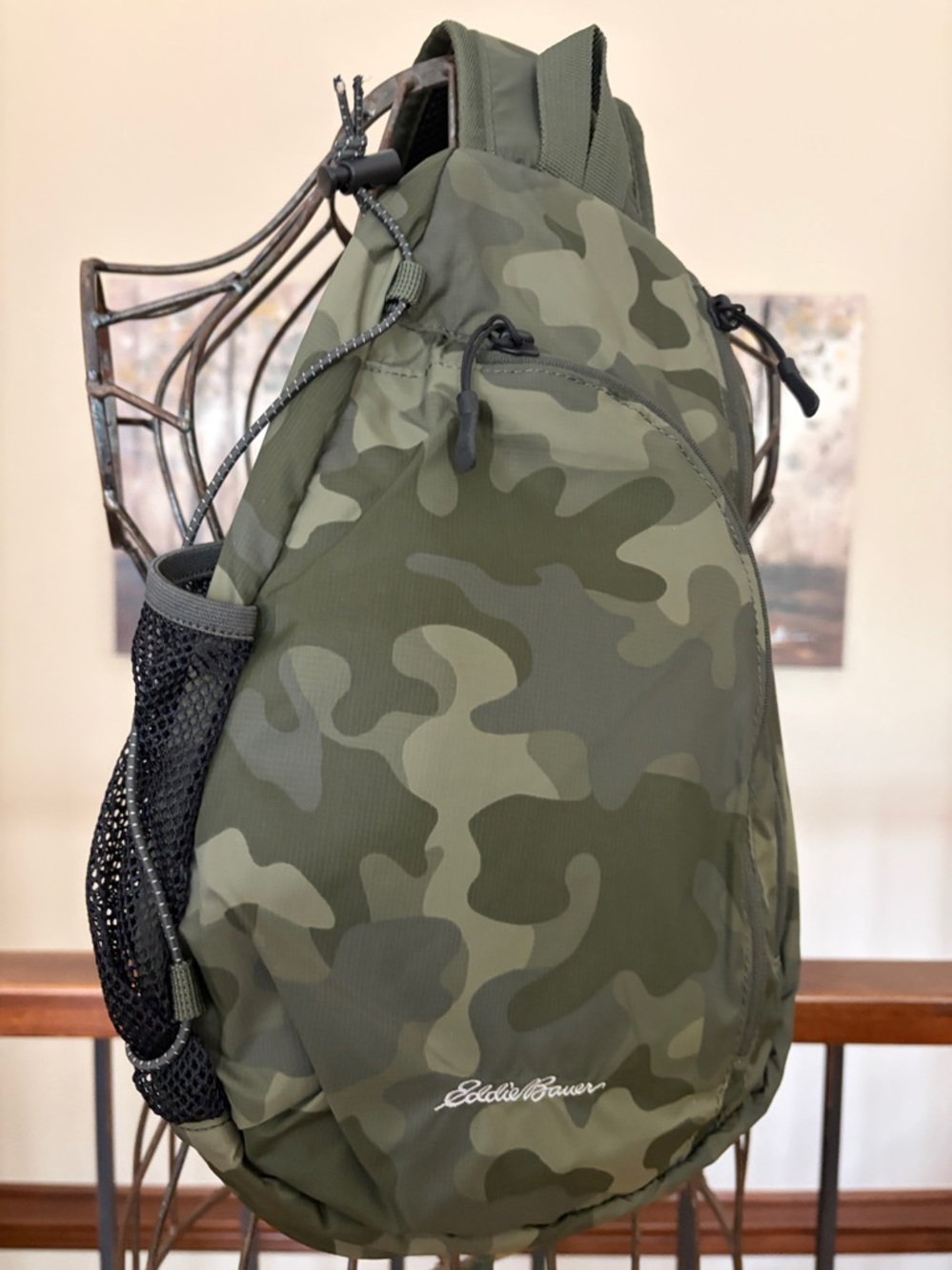 NEW Eddie Bauer Ripstop 8L Nylon Camo Black Unisex Sling Pack